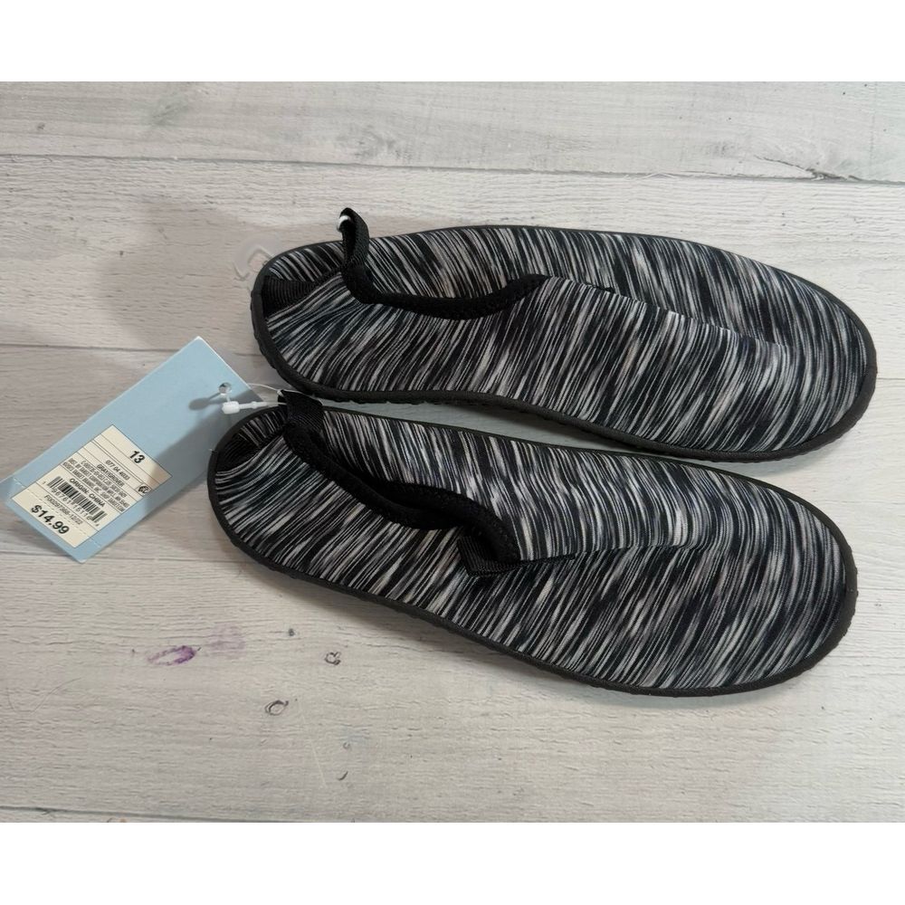 Cat & Jack kids black water shoes size 13 NEW